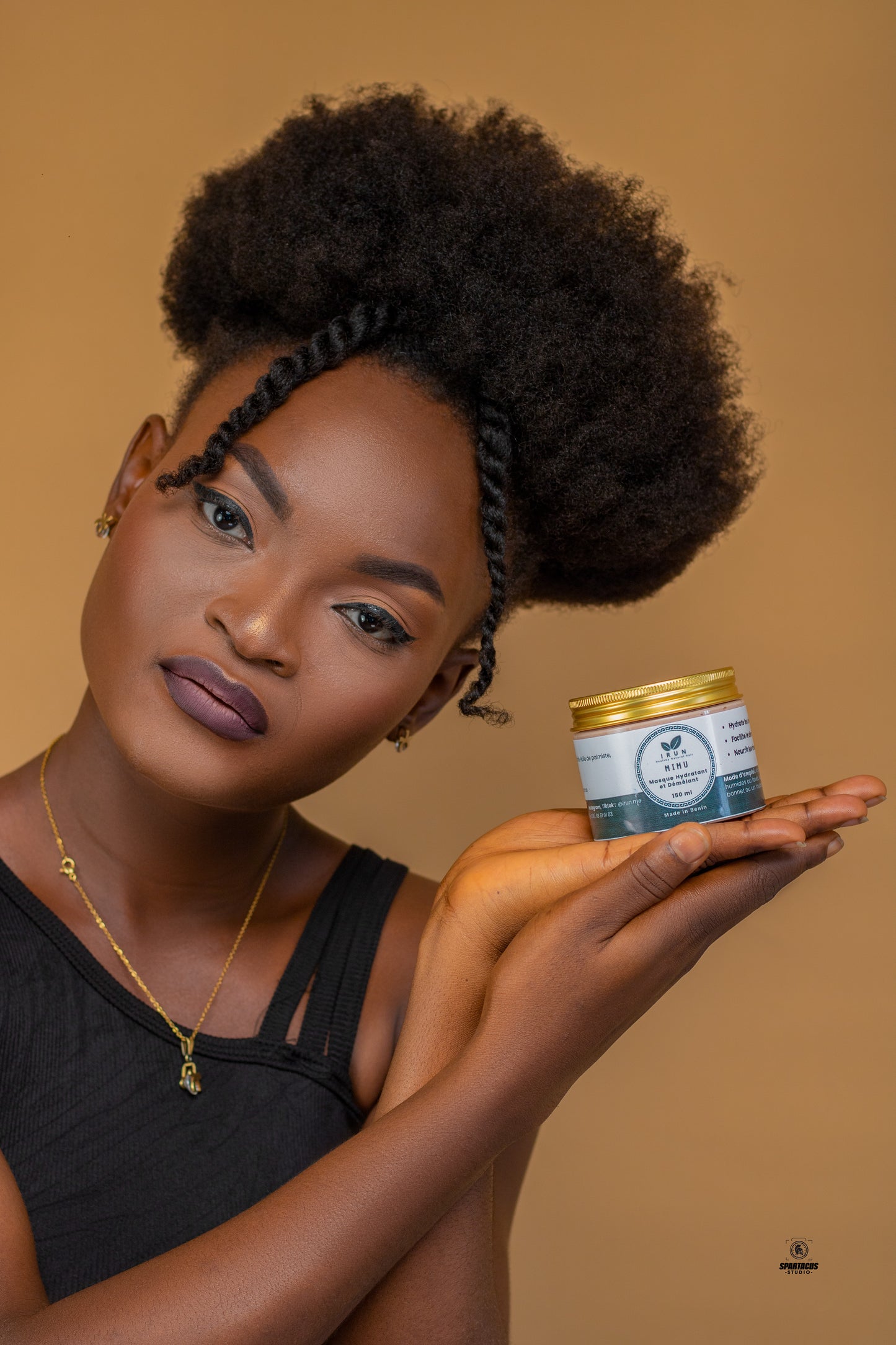 Masque Mimu - Nourrissant, Fortifiant et Anti-casse pour une Chevelure Hydratée et Sans Pellicules